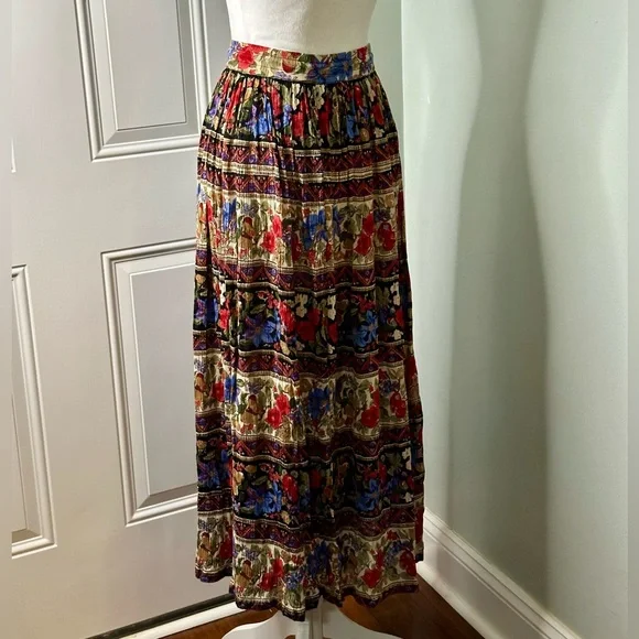 Sag Harbor Womens Vintage 90s Crinkle Midi Skirt. - Picture 5 of 8